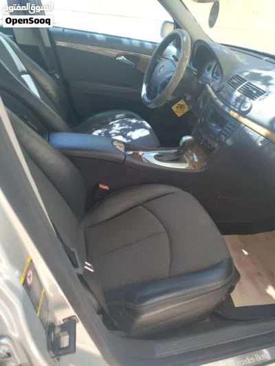 Mercedes Benz E-Class E 200 3