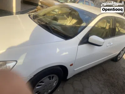 Honda Accord DX 4