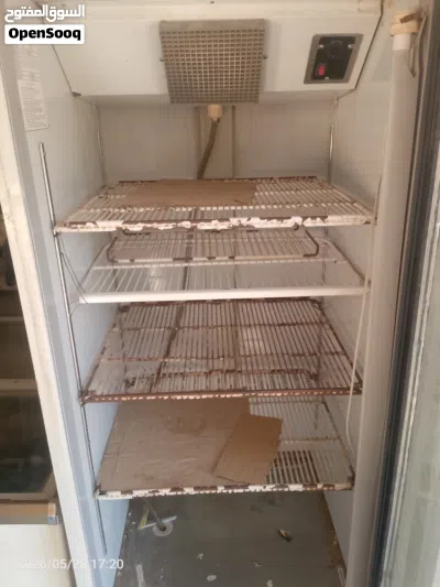 ثلاجه عرض بخار نظيف 2