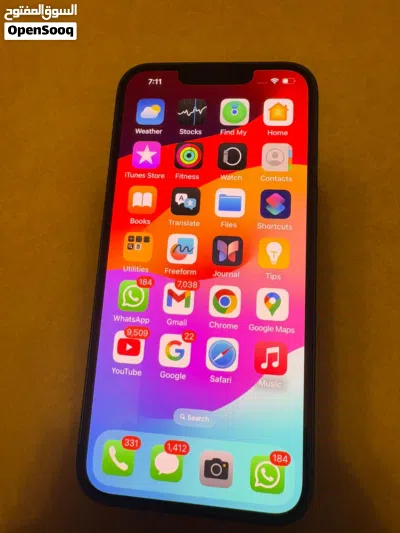 iphone 13 in excellent condition 2