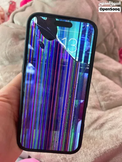 I Buy broken iphones which are in working condition 2