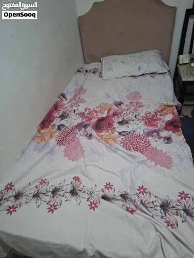 سرير مع مرتبه 2