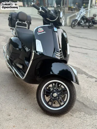 Vespa gts super 300 2