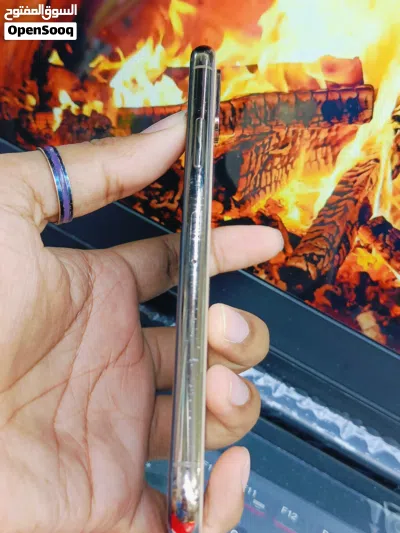 iphone xs (630Sr) 256Gb fresh. Disply original but (battery change only) orginal quality. 2