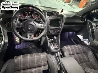 فولكسفاغن جولف GTI Standard 4