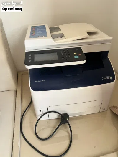 طوله مكتب مع ثلاث كراسي و طابعة 2