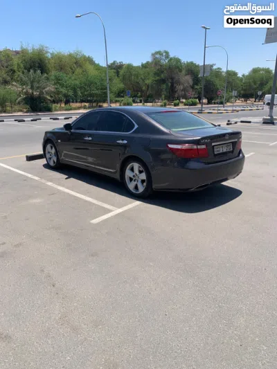 Lexus LS LS 460 2