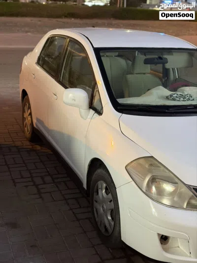نيسان تيدا 4