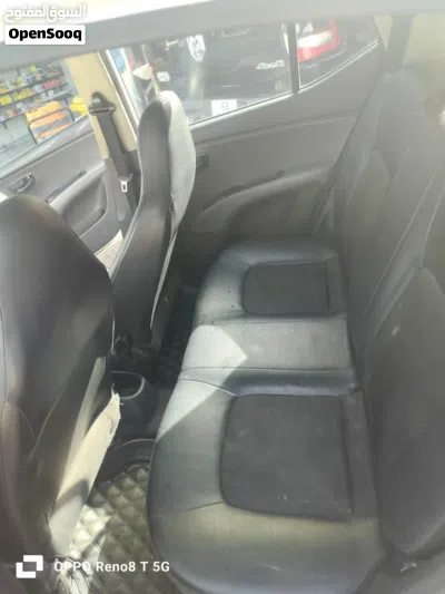 Hyundai i10 Standard 4