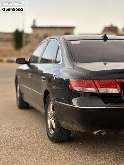 Hyundai Azera Standard 3