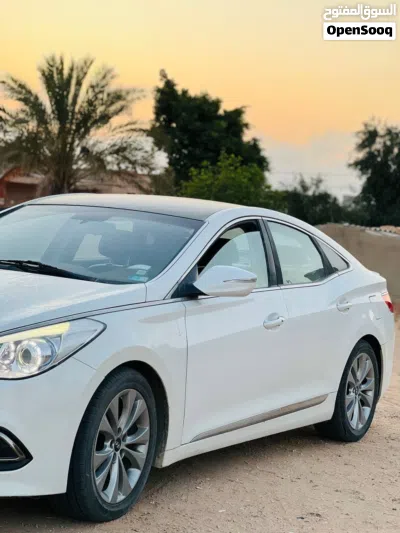 هيونداي ازيرا Standard 3
