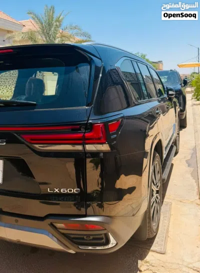 Lexus LX LX 600 4