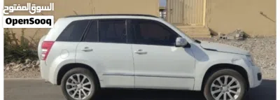Suzuki Vitara GLX 2