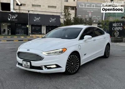 Ford Fusion Titanium 4