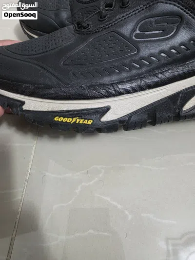 بوت Skechers اصلي وبحال الجديد قياس 45 4