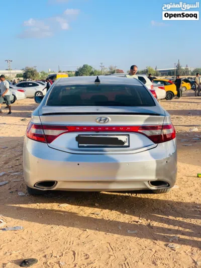 هيونداي ازيرا Standard 2