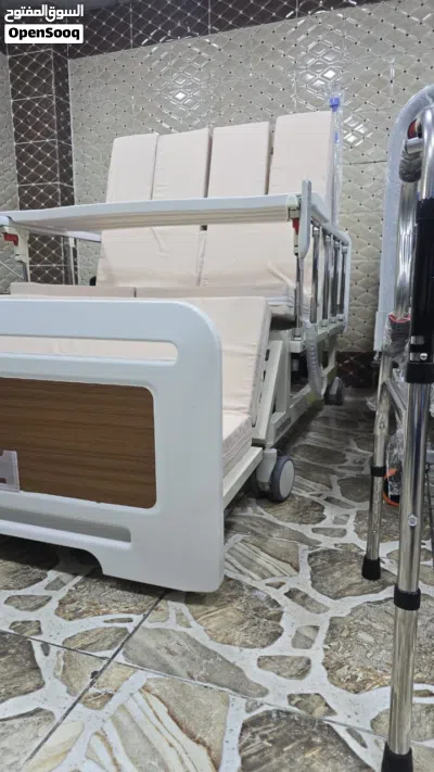 تخت طبي سرير كهربائي 4