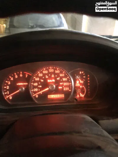 Mitsubishi Galant DL 2