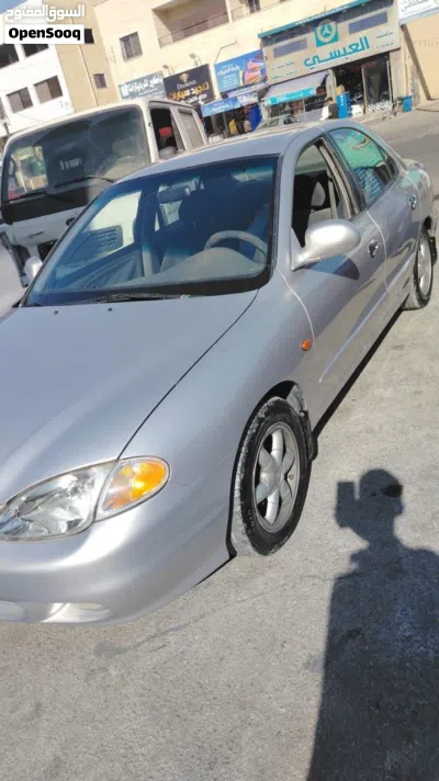 Hyundai Avante Standard 4