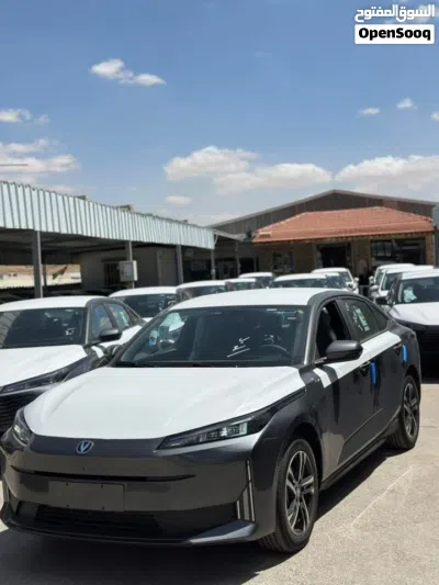 شانجان ايدو EV 2
