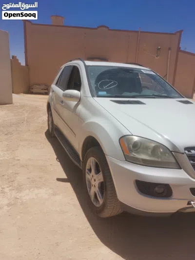Mercedes Benz M-Class ML 350 3