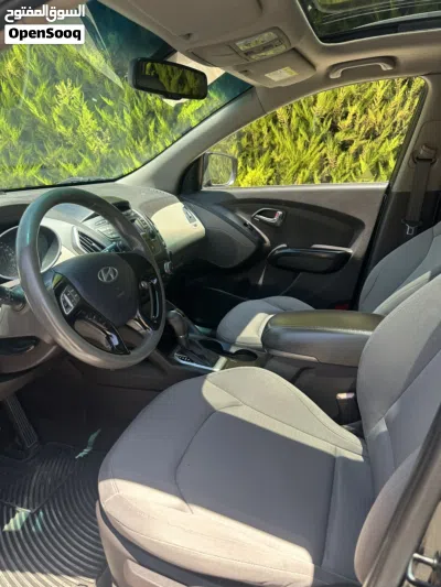 Hyundai Tucson GL 4