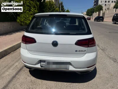 فولكسفاغن جولف E-Golf 2