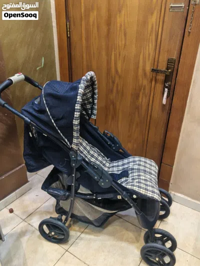 عربة أطفال ماركة Graco 2