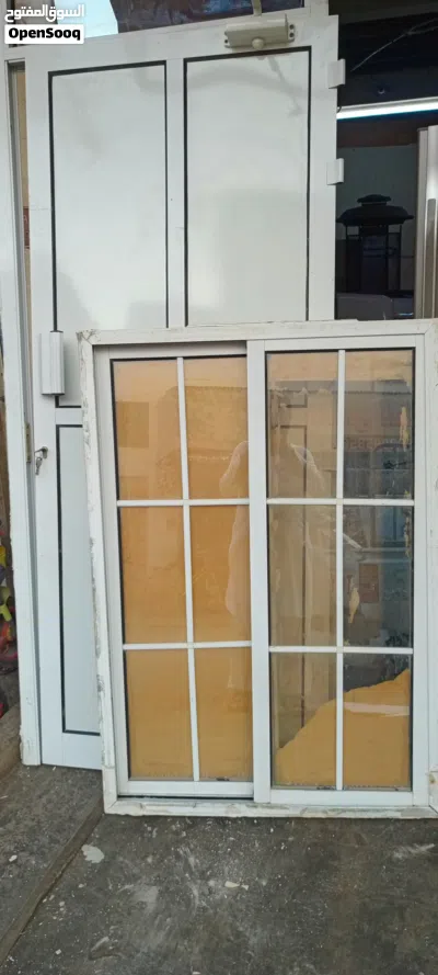 نحن نشتري جميع أنواع خردة الألومنيوم والنوافذ والأبواب الألومنيوم الفولاذية والنوافذ والأبواب والمكي 4