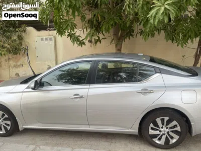 Nissan Altima S 3