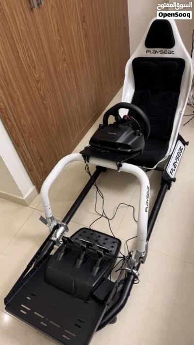 Formula 1 racing chair with steering wheele and pedals - BRAND NEW! 4