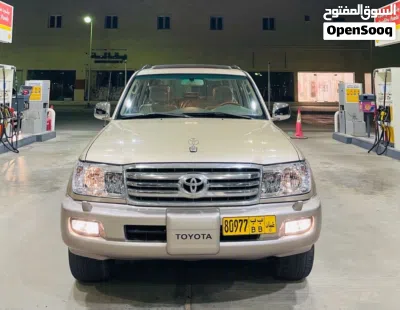 تويوتا لاند كروزر GXR 4