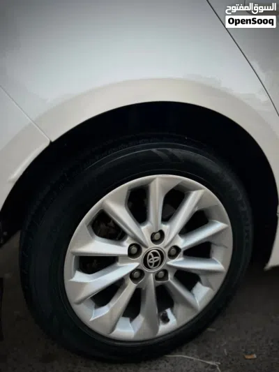 Toyota Corolla Hybrid 4