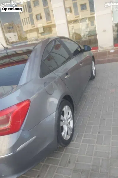 Chevrolet Cruze Standard 2
