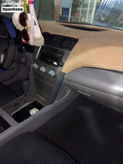 Toyota Camry LE 4