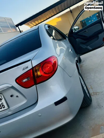 Hyundai Avante SE 4
