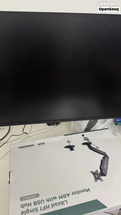 شاشة LG مستخدمة شهرين مع ستاند 120hz 2