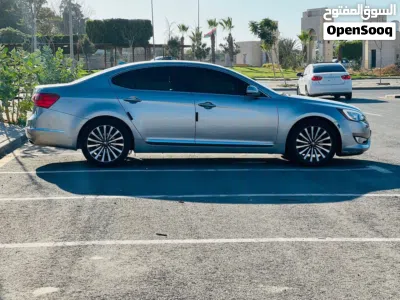 Kia Cadenza Limited 4
