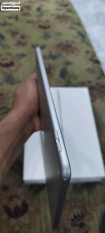 ايباد 9 256GB بحال الوكالة ولا خدش معو كامل اغراضو 4