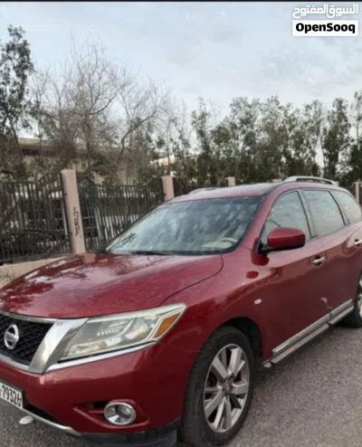 Nissan Pathfinder SV 3