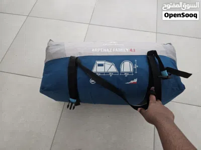 arpenaz family 4.1. 4 people tent for sale at discount price . brand quechua 2