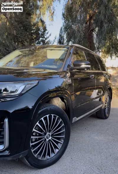Changan CS95 Royal 2