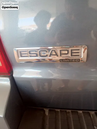 Ford Escape Limited 3