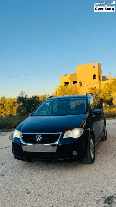 فولكسفاغن توران R-Line 4