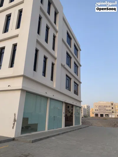 محلات بمساحات مختلفة للإيجار في المعبيلة. Shops for rent in Al Maabelah 2