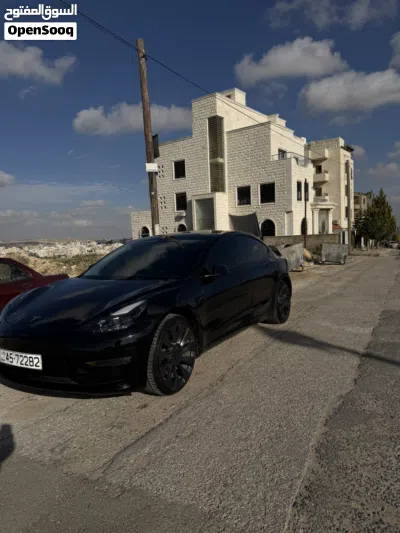 Tesla Model 3 Long Range 2