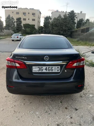 Nissan Sentra Standard 2