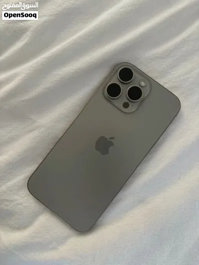 Iphone 15 pro max للبيع 2