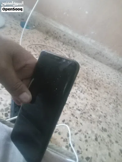 سلمسونح s8 شاشه منحنيه 3
