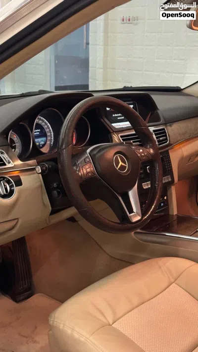 مرسيدس بنز الفئة-E E 300 2